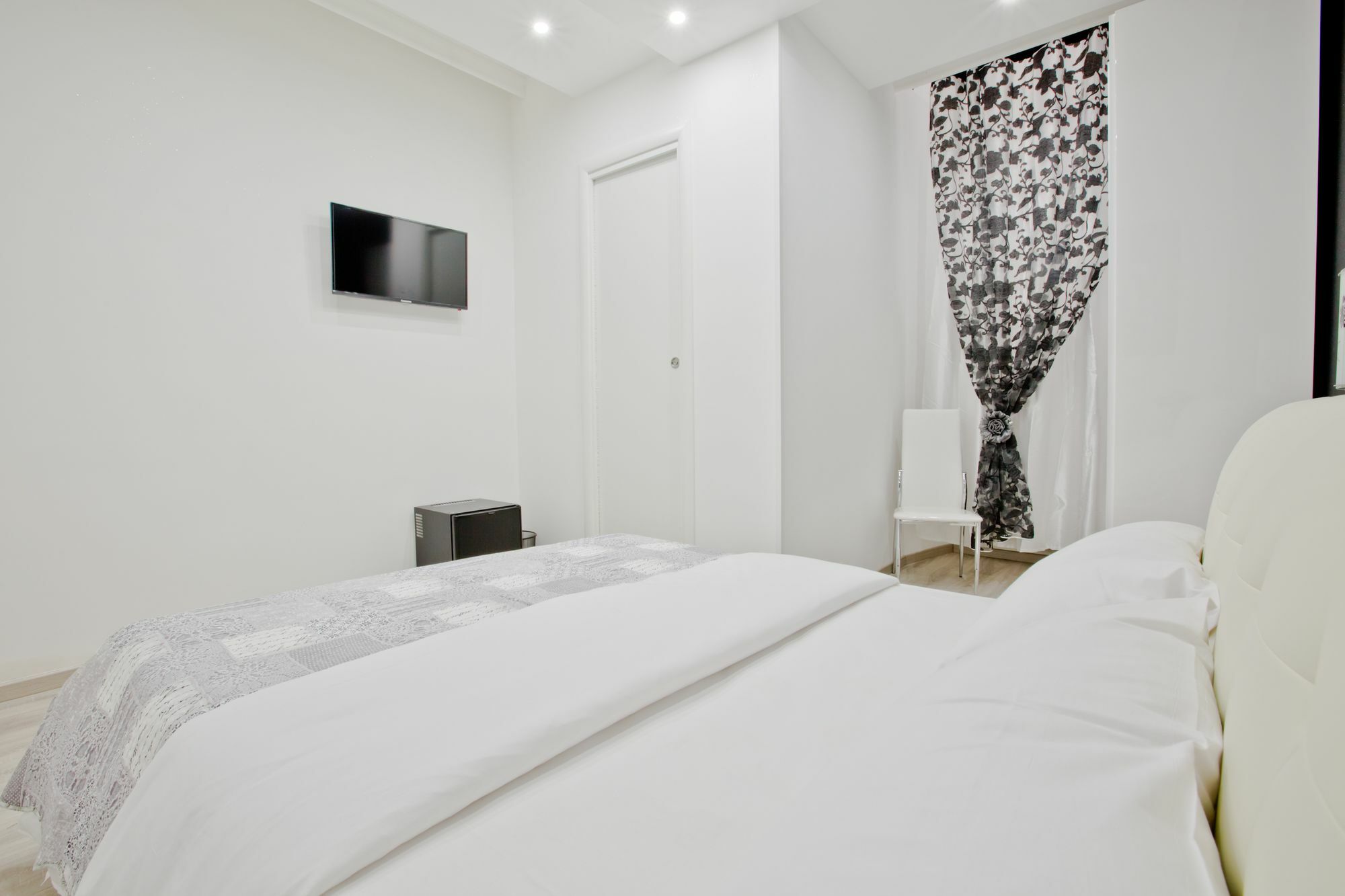New Rome House 2 Bed and Breakfast Buitenkant foto